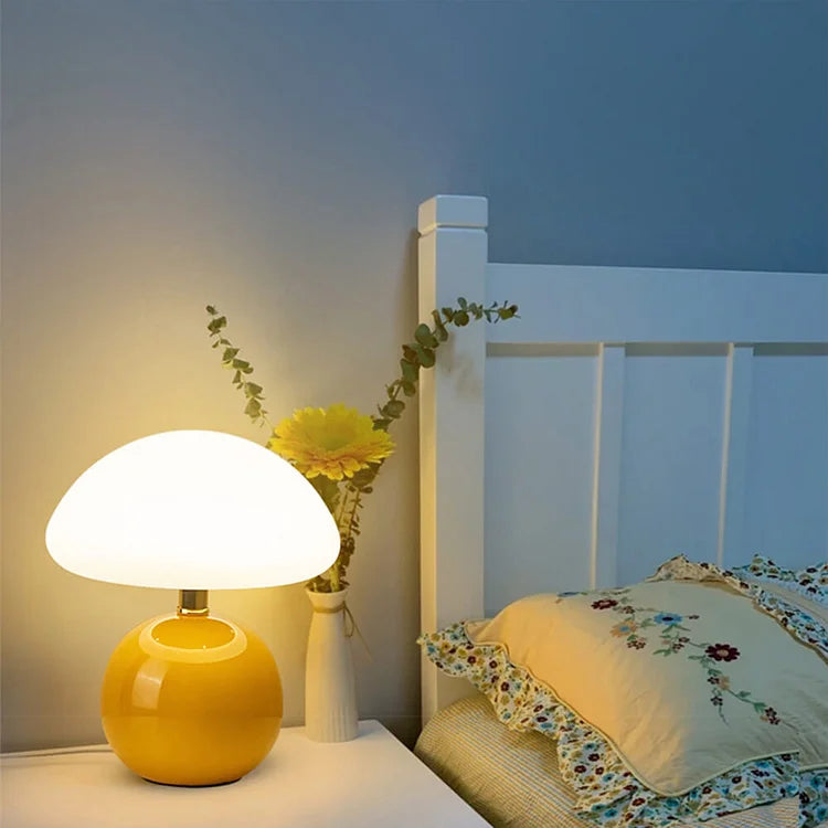 Mushroom-Style Table Lamp With Adjustable Light Tone